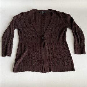 BCBG Paris Chocolate Brown One Button lightweight 3 quarter sleeve Cardigan M